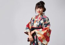 Tradisyona ve Moderniteye Dair: Kimono Modası Traditional and Modernity: Kimono Fashion